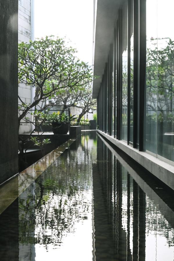 Miers Kuningan, Artotel Curated Джакарта Экстерьер фото