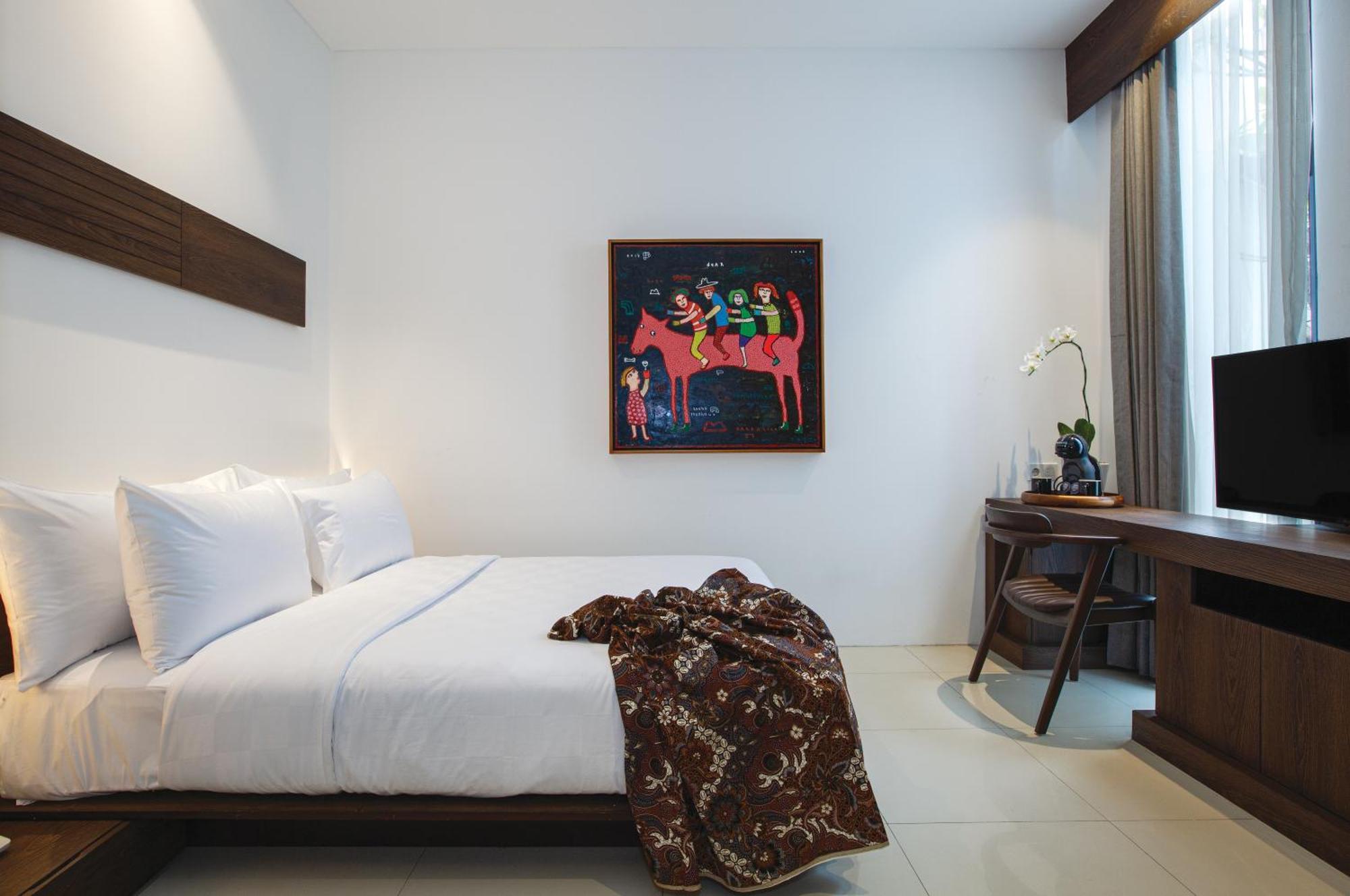 Miers Kuningan, Artotel Curated Джакарта Экстерьер фото